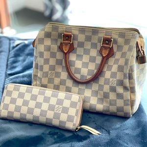 AUTHENTIC Louis Vuitton Speedy 25/Clemence Wallet.